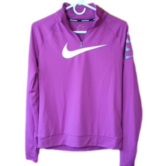 5 for $25 Nike DRI fit running shirt XS - Picture 1 of 4